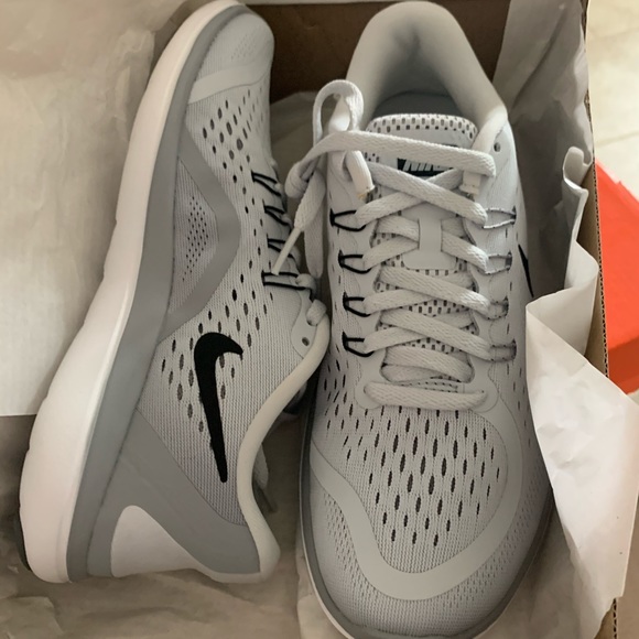 Nike Shoes - Nike shoes